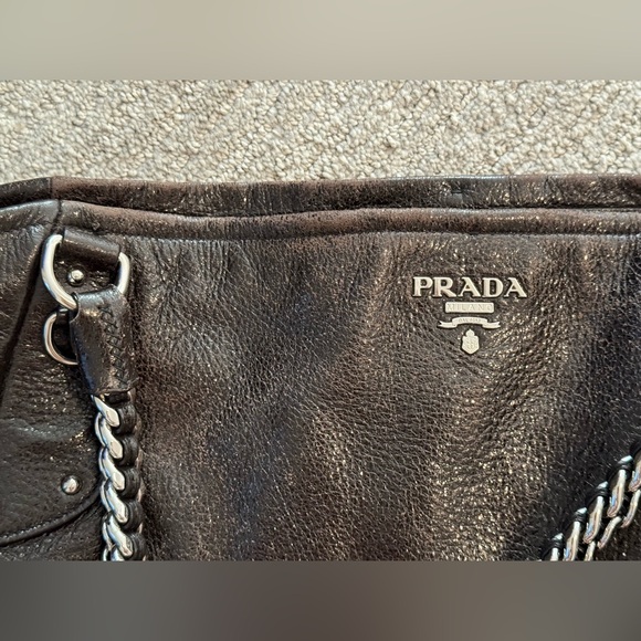 Authentic Prada tote/carryall - Picture 12 of 14